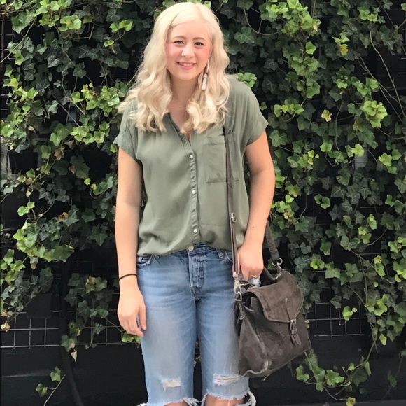 Hello There! I’m Dallas, + it’s great to meet you! - Picture 6 of 16